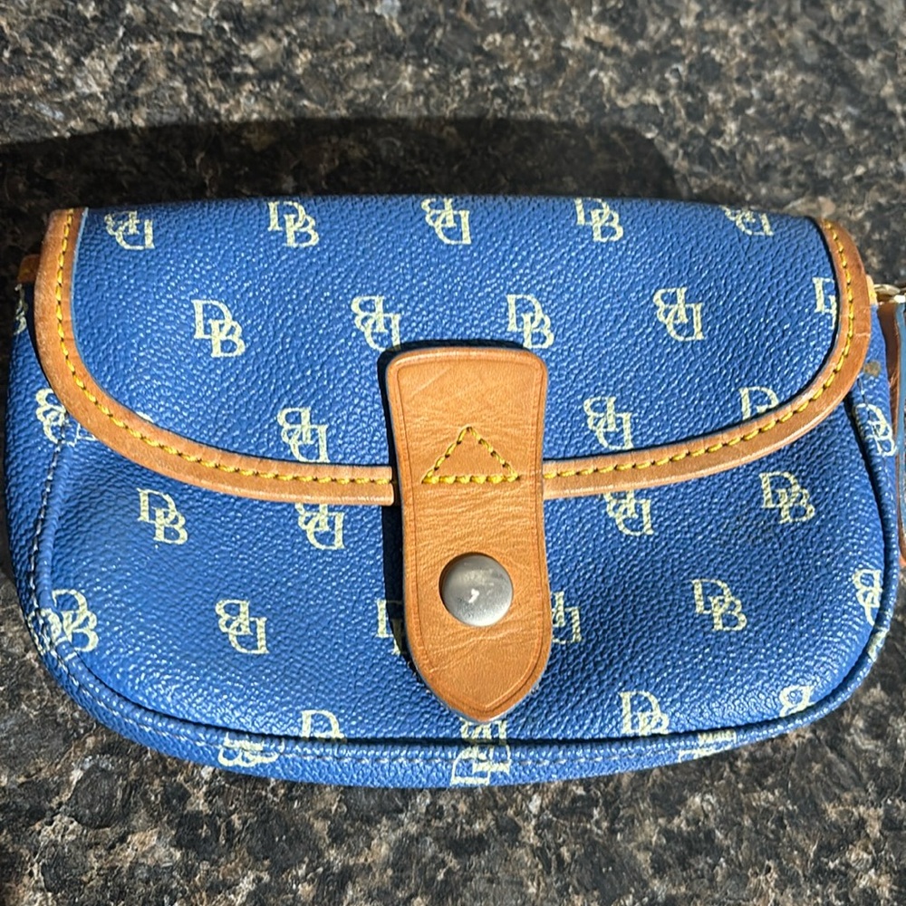Dooney and Bourke wristlet